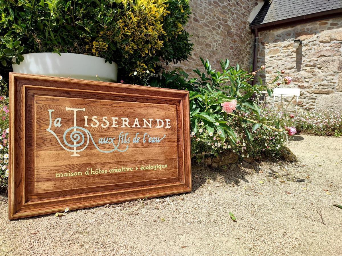 La Tisserande : Maison D'Hotes Creative & Ecologique Saint-Thégonnec Exteriör bild
